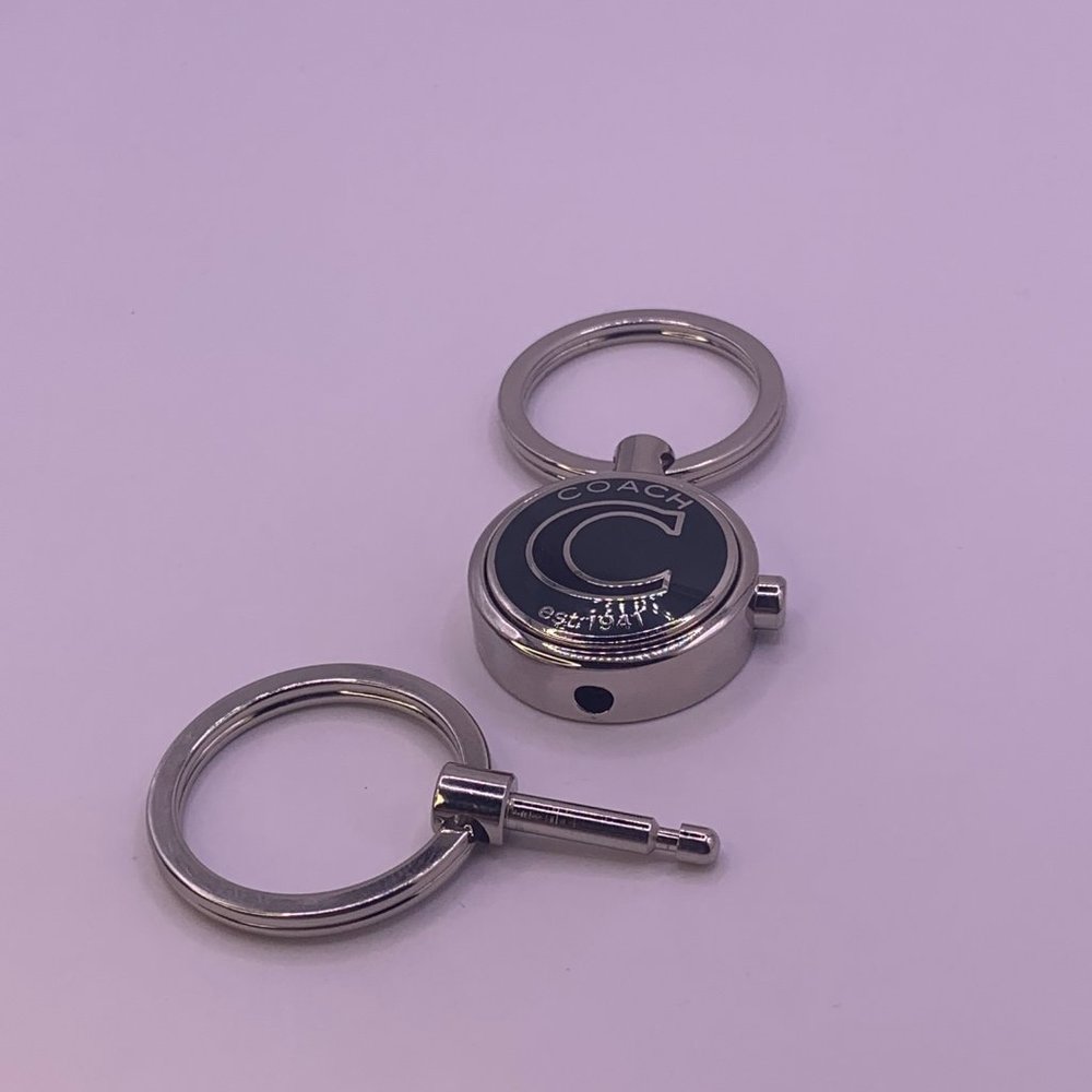 Coach Signature Keychains ( New) Green - Picture 4 of 4